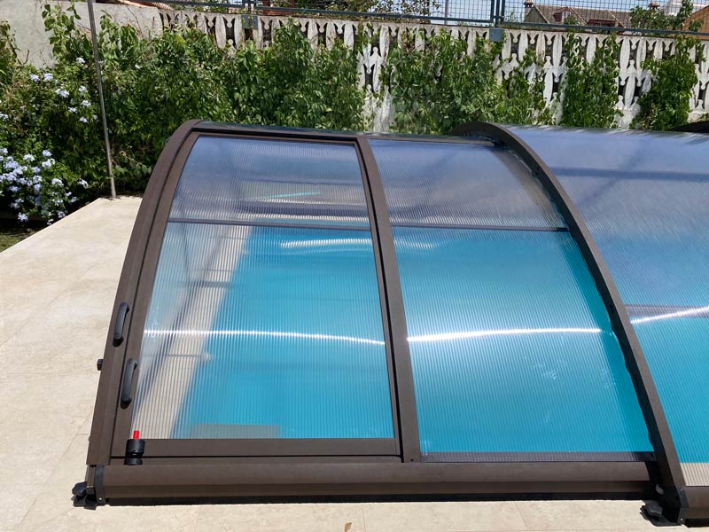 cubiertas bajas para tu piscina